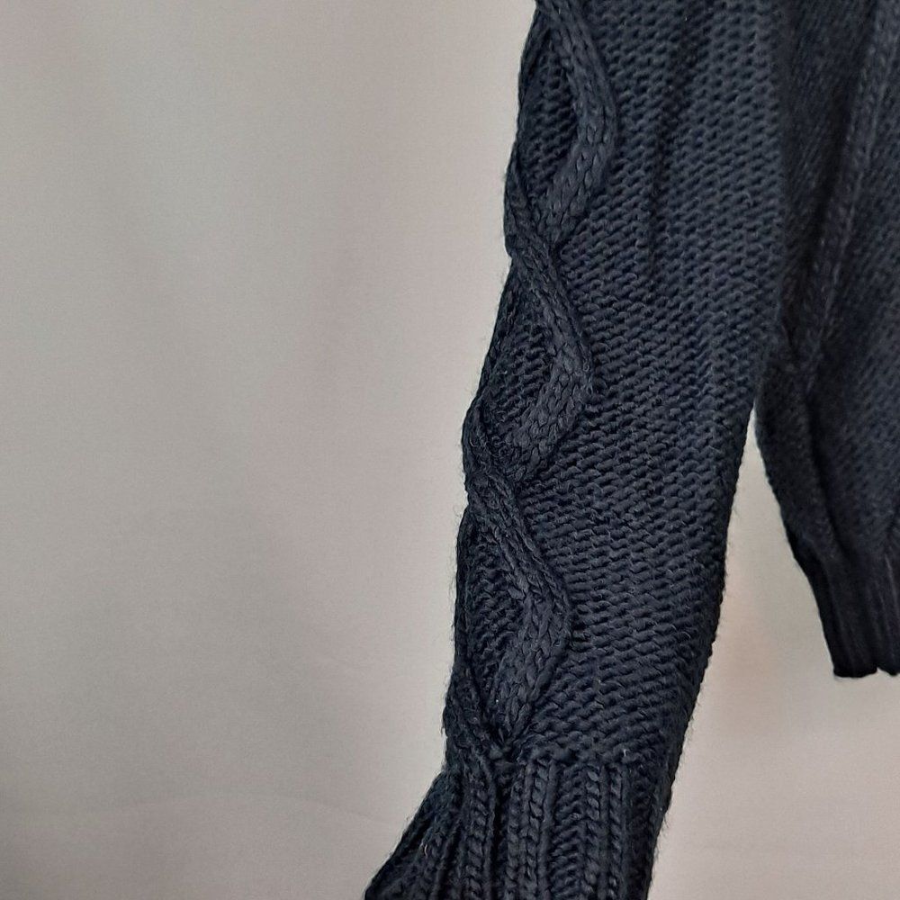 Gap Ladies V neck  sweater NWOT‎ - Picture 8 of 11